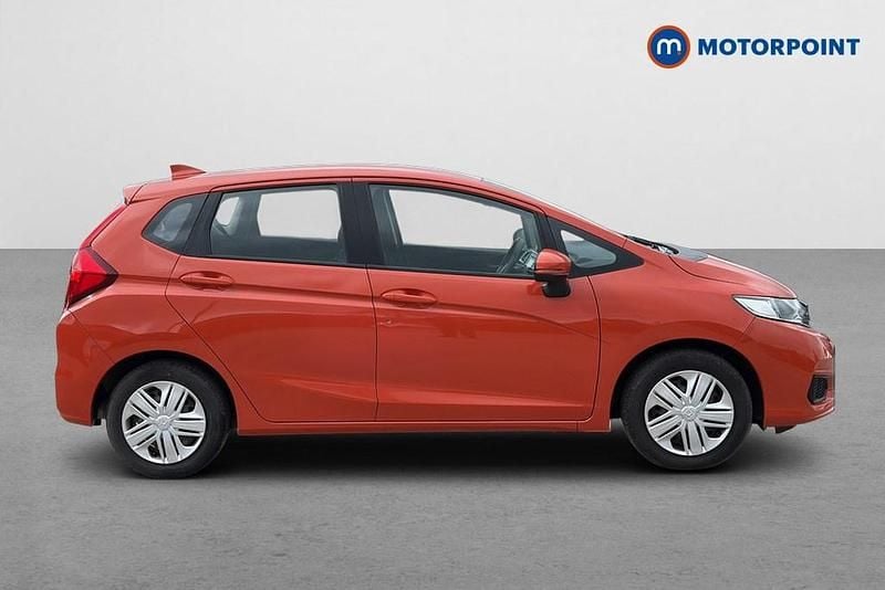 Used Honda Jazz S 102 HP (75 kW) 2019 Orange Hatchback