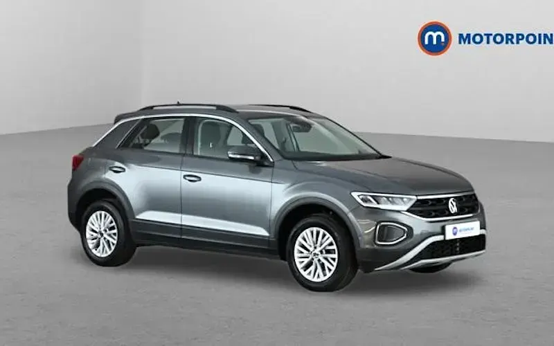 Used VW T-Roc Life 110 HP (80 kW) 2024 SUV