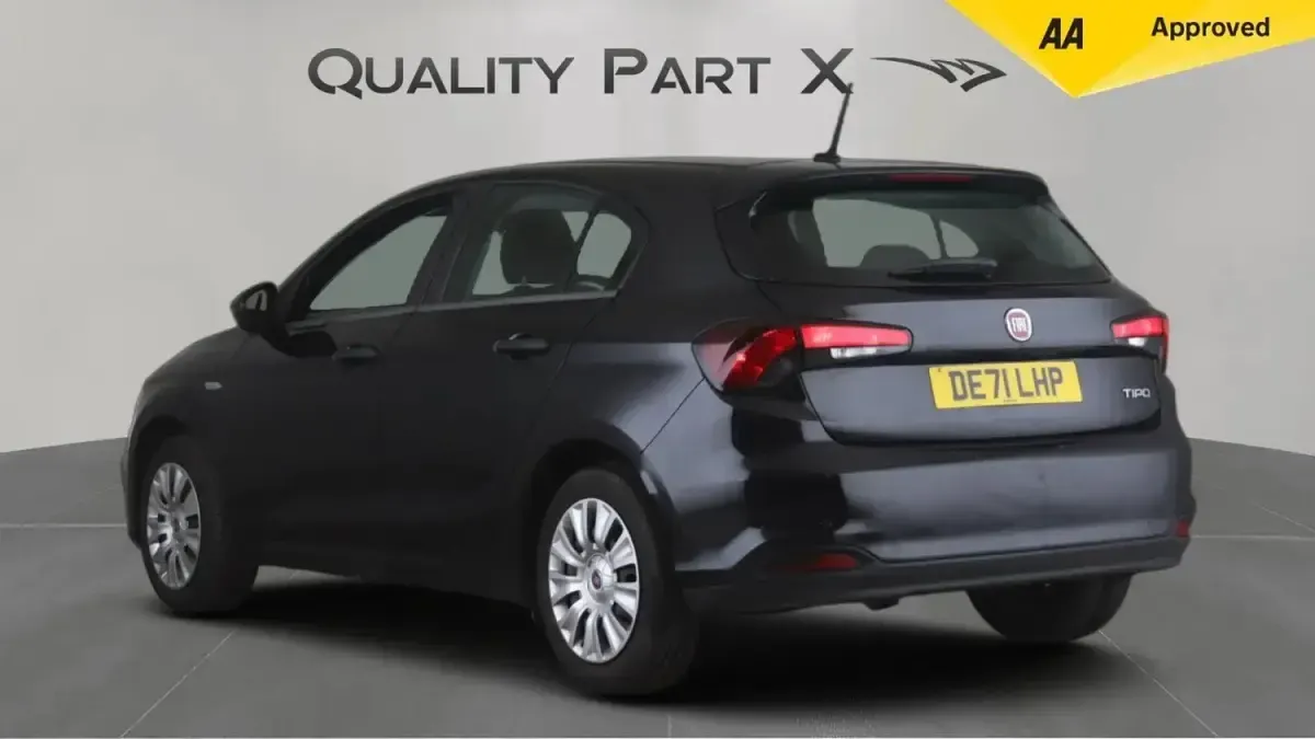 Used Fiat Tipo S 100 HP (73 kW) 2021 Black Hatchback