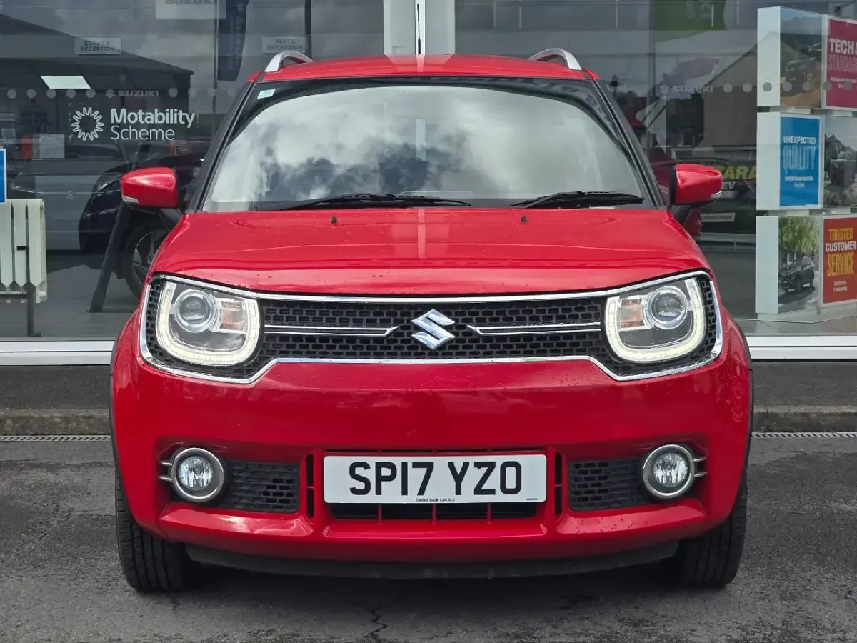 Usado Suzuki Ignis SZ5 90 HP (66 kW) 2017 Vermelho SUV
