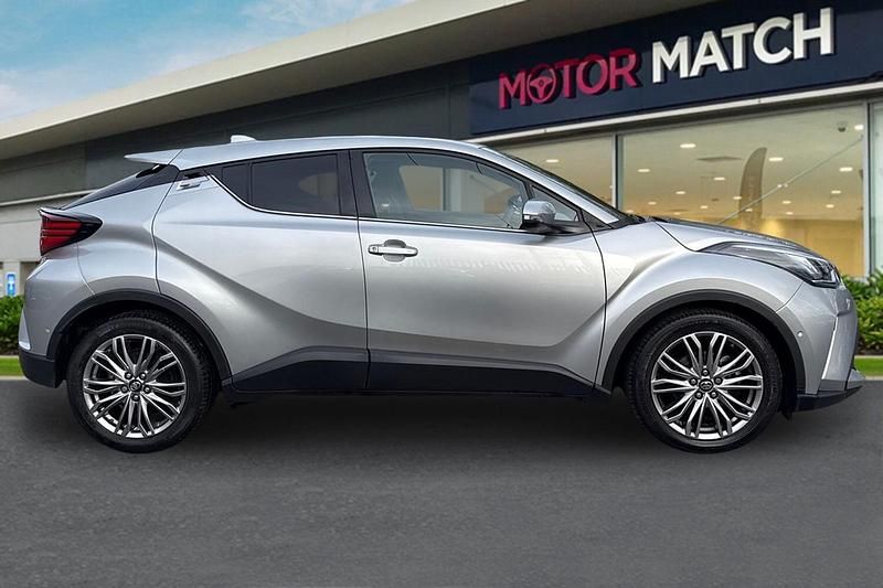 Used Toyota C-HR 2022 Silver SUV