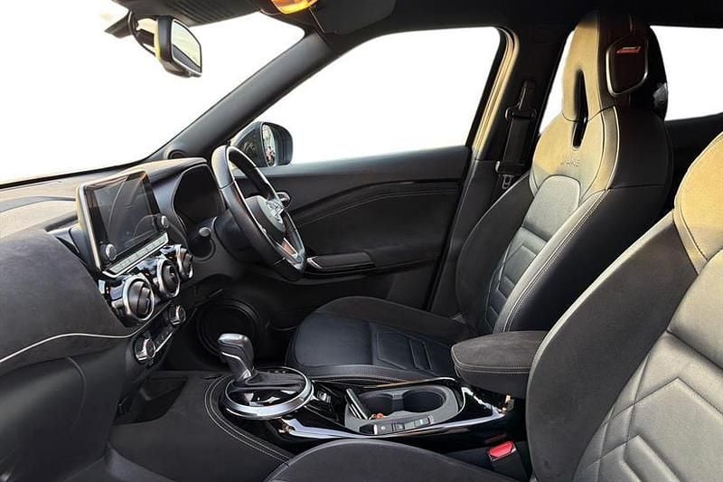 Used Nissan Juke Tekna+ 143 HP (105 kW) 2022 Gun metallic with pearl black roof SUV