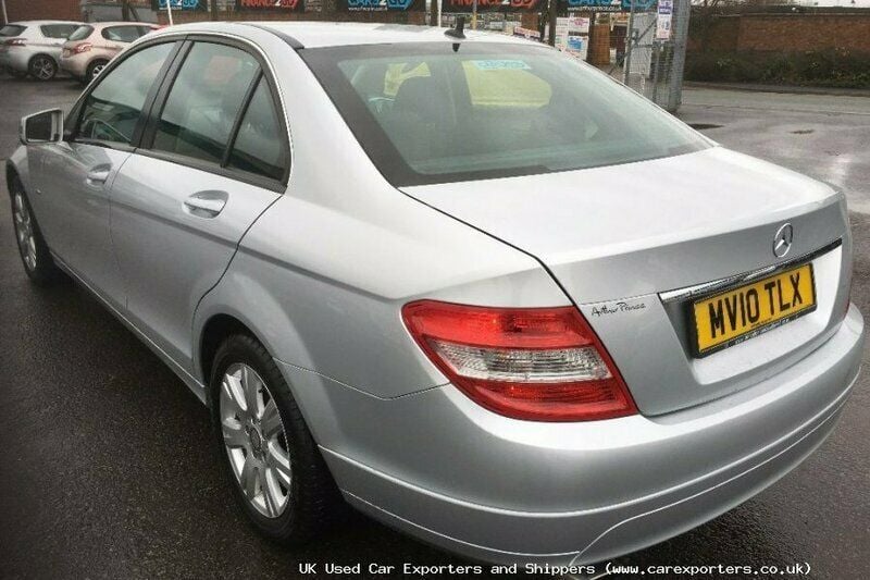 Used Mercedes C180 156 HP (114 kW) 2010 Sedan