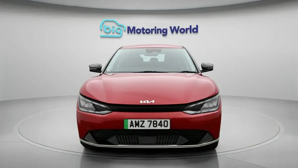 Used Kia EV6 Air 166 kW (226 HP) 2023 Red SUV