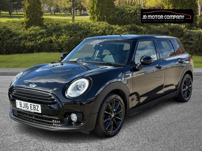 Used Mini Cooper Clubman 136 HP (100 kW) 2016 Black Estate