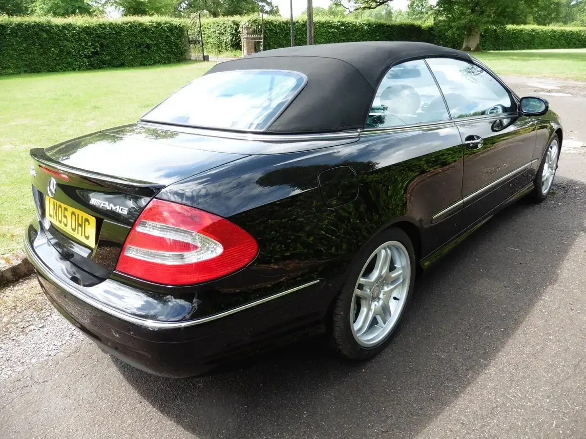 Used Mercedes CLK55 AMG 362 HP (266 kW) 2005 Black Cabriolet