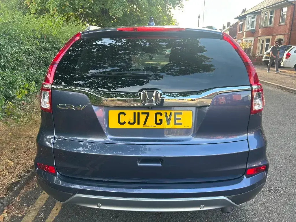 Used Honda CR-V SE Plus 118 HP (86 kW) 2017 Blue SUV