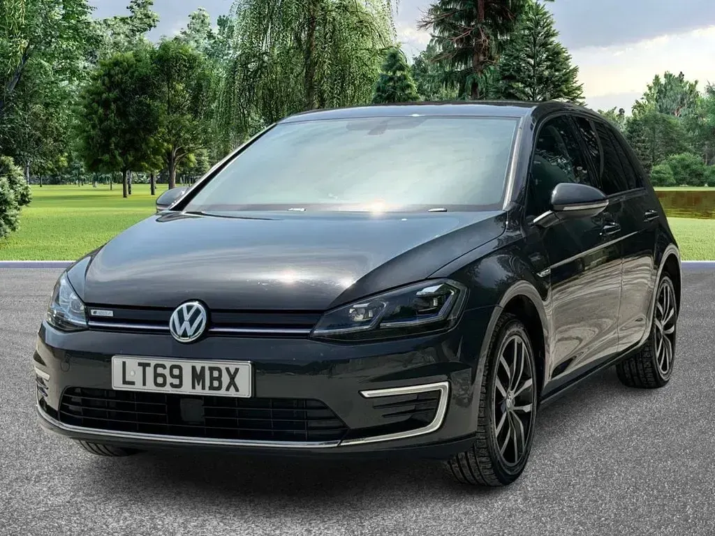 Used VW e-Golf 100 kW (136 HP) 2019 Grey Hatchback