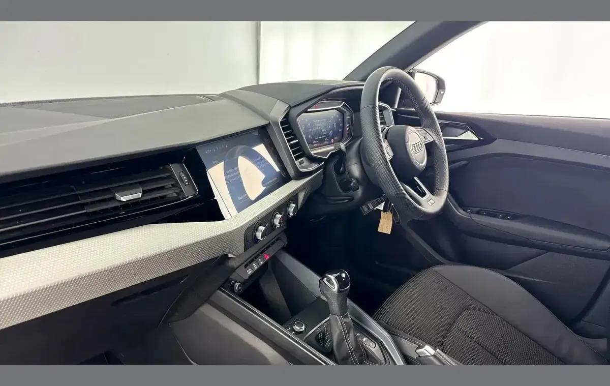 Used Audi A1 S-Line 113 HP (83 kW) 2025 Black SUV