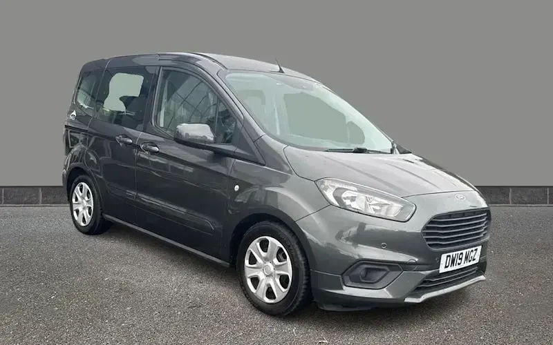 Used Ford Tourneo Zetec 101 HP (74 kW) 2019 Estate