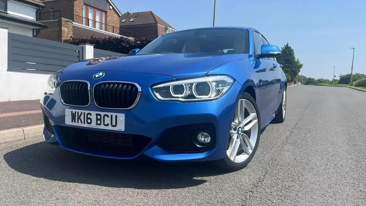 Usado BMW 120 M Sport 2016 Azul Utilitario