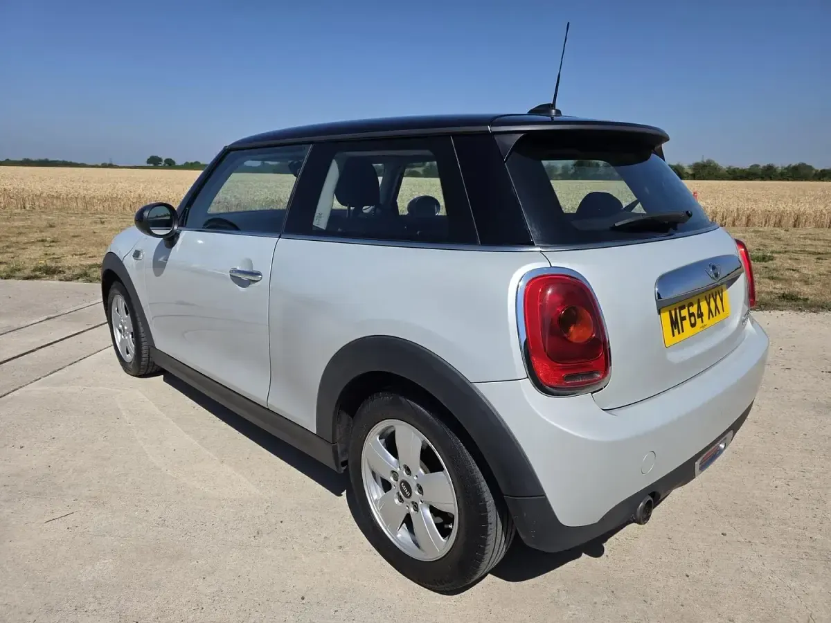 Used Mini Cooper Hatch 136 HP (100 kW) 2014 Silver Hatchback