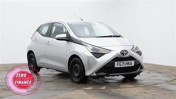 Silver Used 2021 Toyota Aygo X-play Hatchback | £11,400 (A bit pricey) - Image 1/3