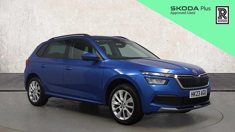 Used Skoda 110 R SE Drive 81 HP (59 kW) 2023 Race blue metallic Estate