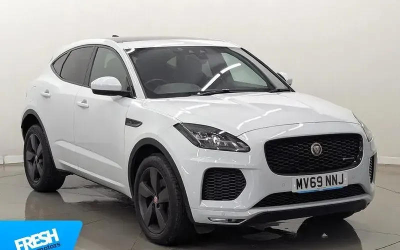 Używany Jaguar E-Pace Chequered Flag 150 KM (110 kW) 2019 SUV