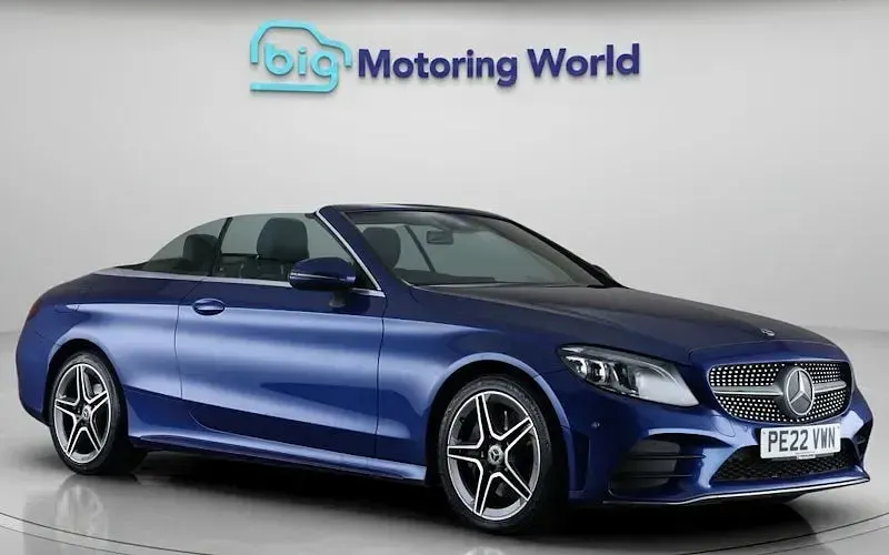 Usado Mercedes C300 AMG line 245 HP (180 kW) 2022 Cabrios