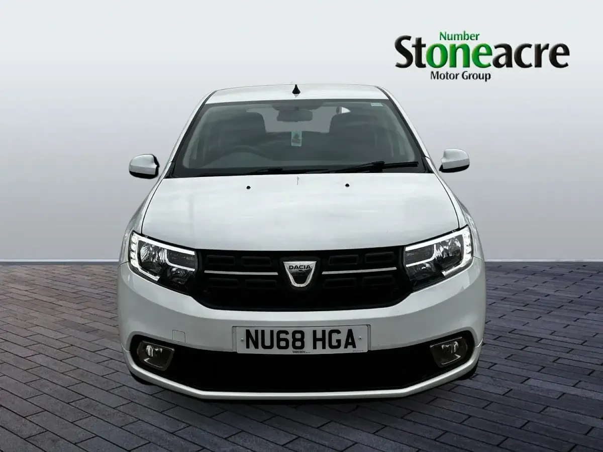 Used Dacia Sandero Comfort 90 HP (66 kW) 2018 White Hatchback