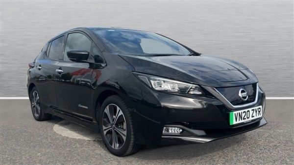 Pearl black Used 2020 Nissan Leaf Tekna Hatchback | £9,960 (Fair price) - Image 1/4