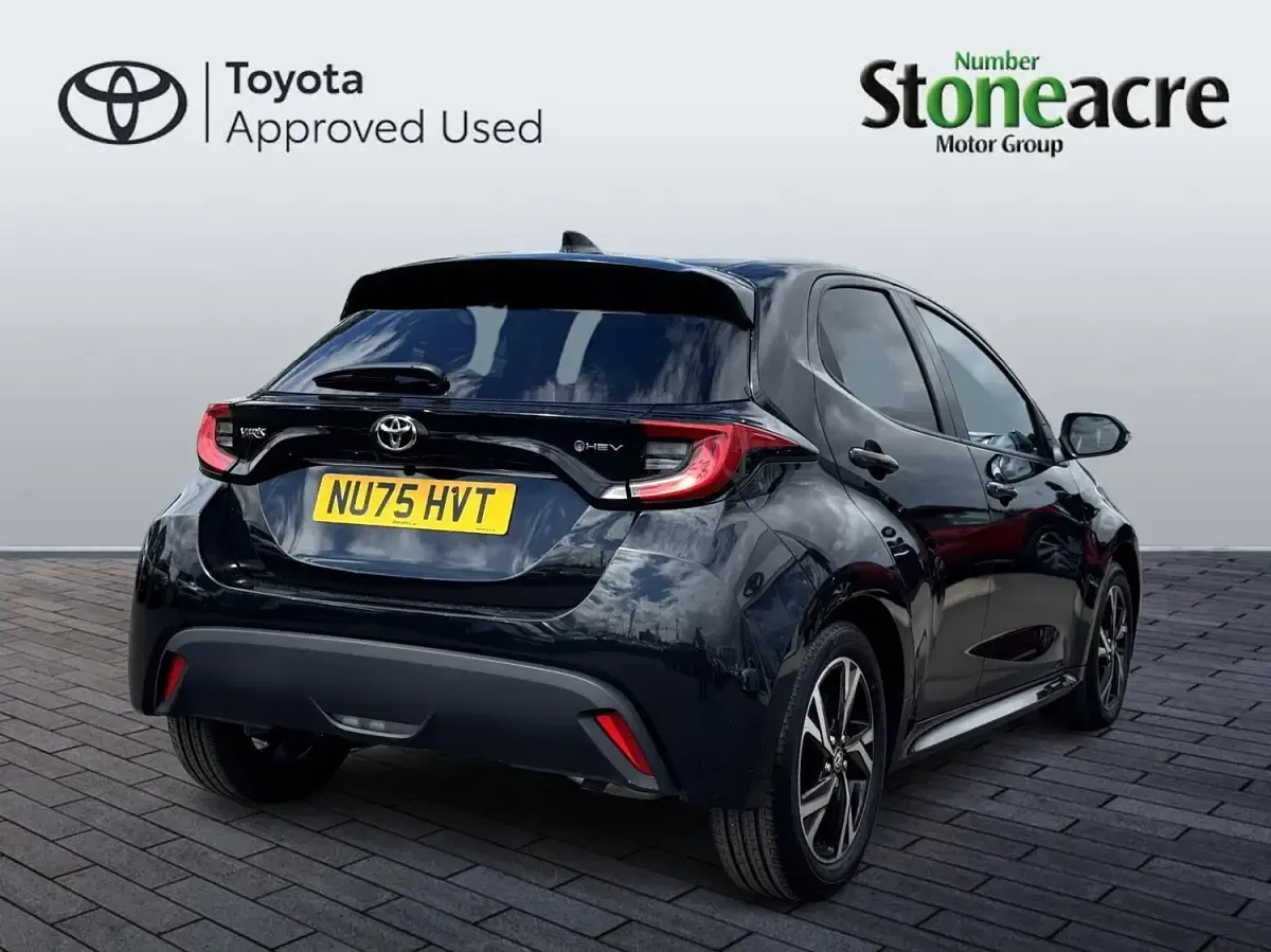 Used Toyota Yaris Design 116 HP (85 kW) 2025 Black Hatchback