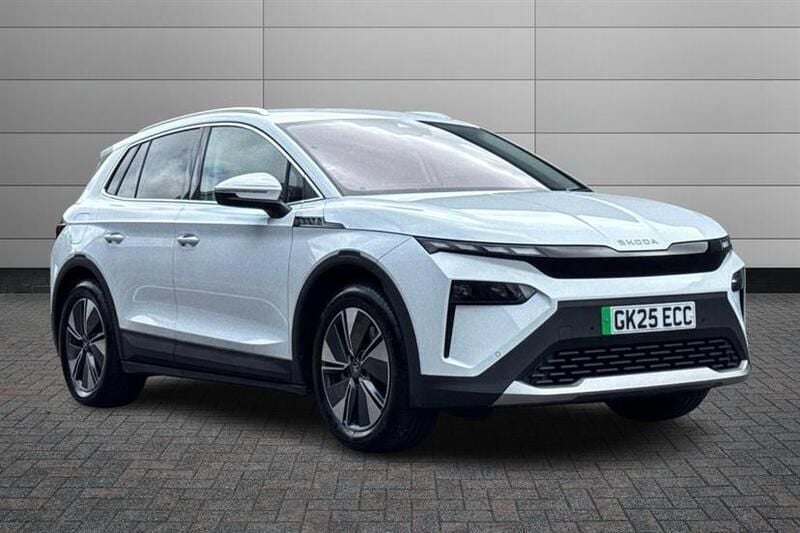 Moon white Used 2025 Skoda Elroq SUV | £31,495 (Fair price) - Image 1/3