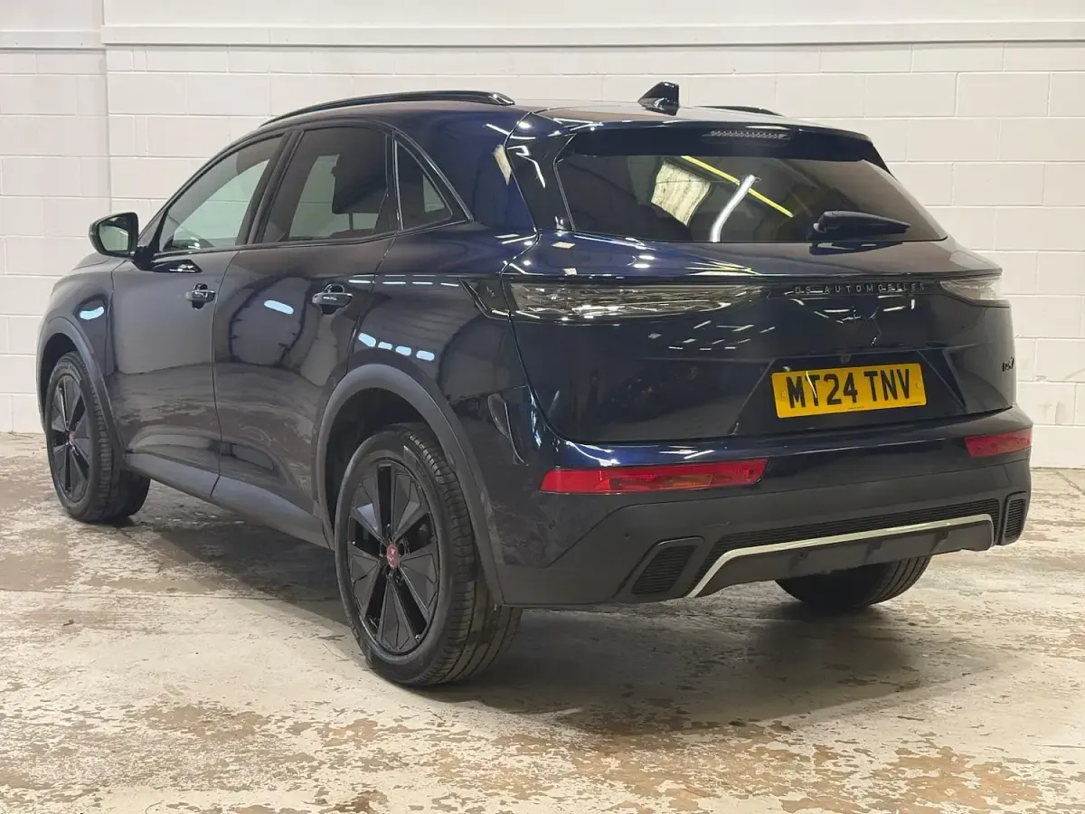 Used DS Automobiles DS7 Crossback Performance Line Plus 130 HP (95 kW) 2024 Blue SUV