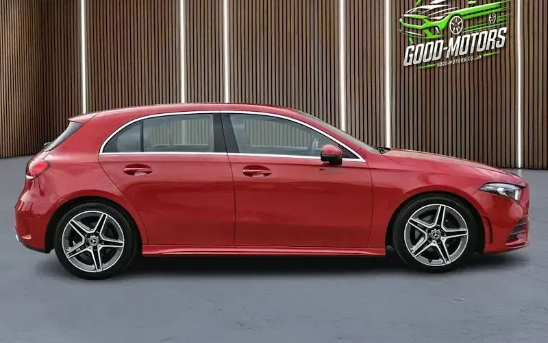 Used Mercedes A200 Executive 163 HP (119 kW) 2018 Red Hatchback