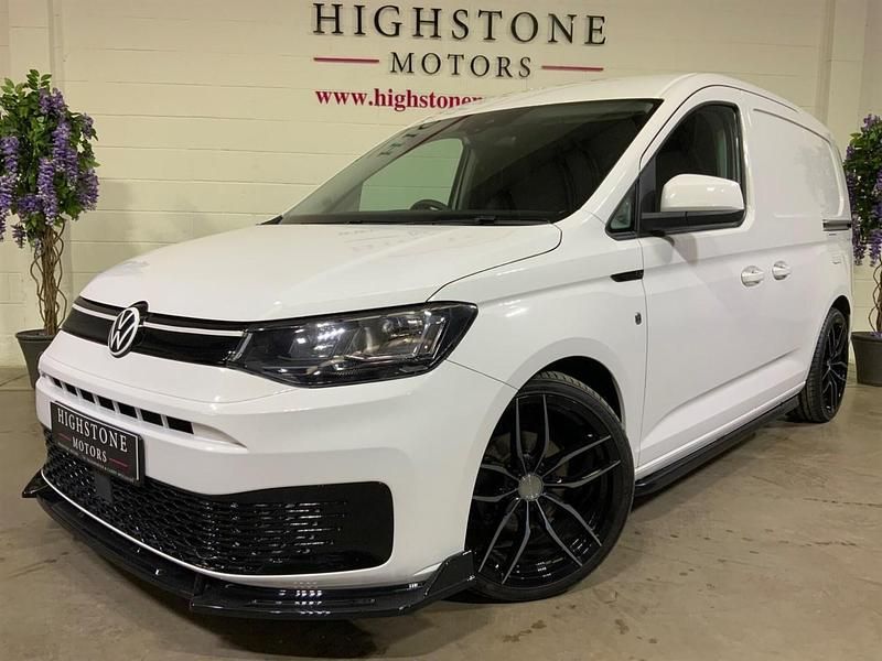 White Used 2023 VW Caddy Sportline MPV | £18,995 (Good price) - Image 1/4