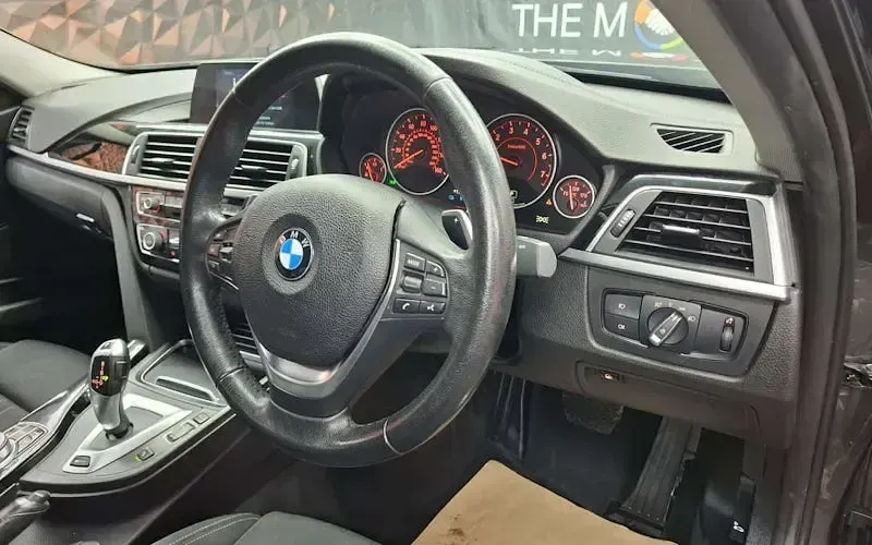 Used BMW 330e Sport Line 252 HP (185 kW) 2018 Grey Sedan