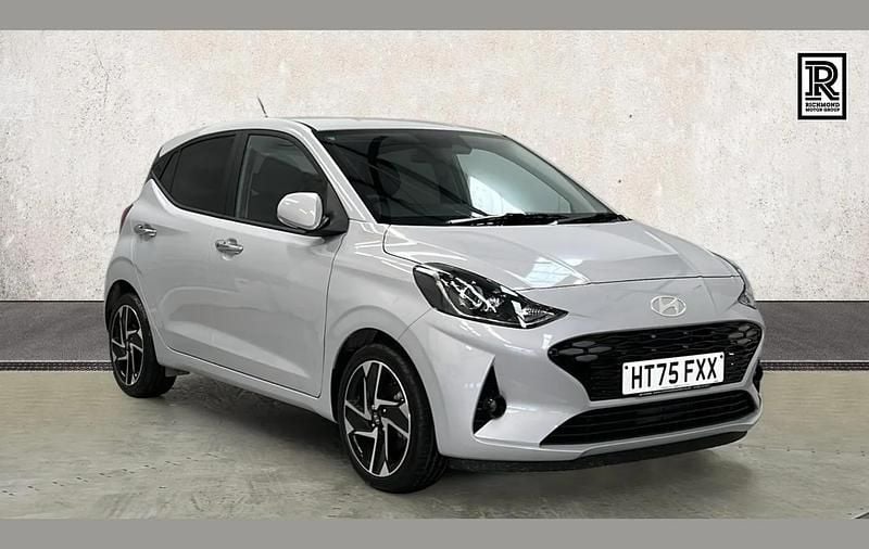 Grey New 2025 Hyundai i10 Premium Hatchback | £17,490 (Good price) - Image 1/4