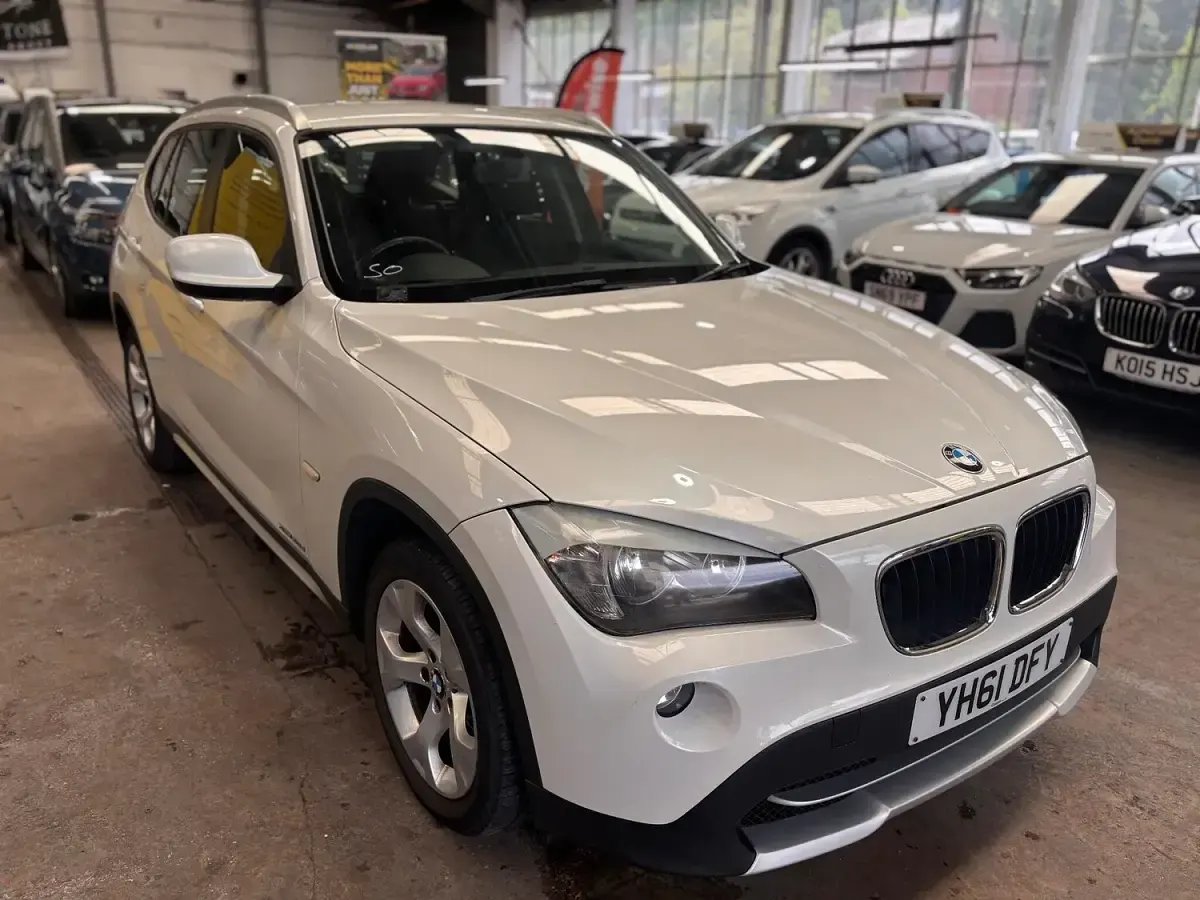 Used BMW X1 Comfort Edition 177 HP (130 kW) 2011 White SUV