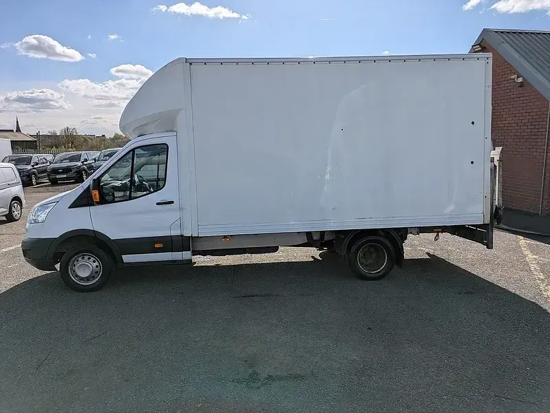 Used Ford Transit 125 HP (91 kW) 2016 White Cabriolet