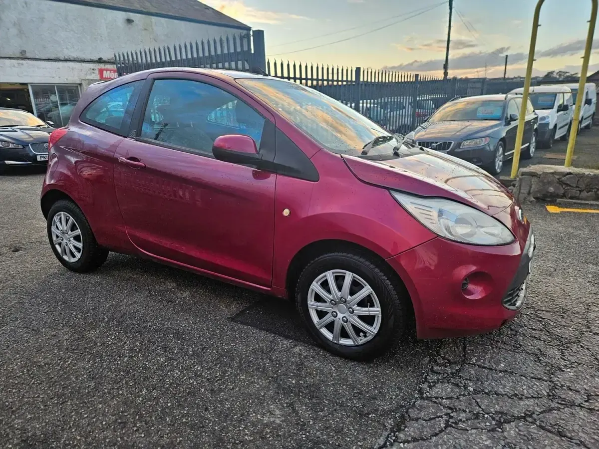 Used Ford Ka Style 69 HP (50 kW) 2009 Red Hatchback