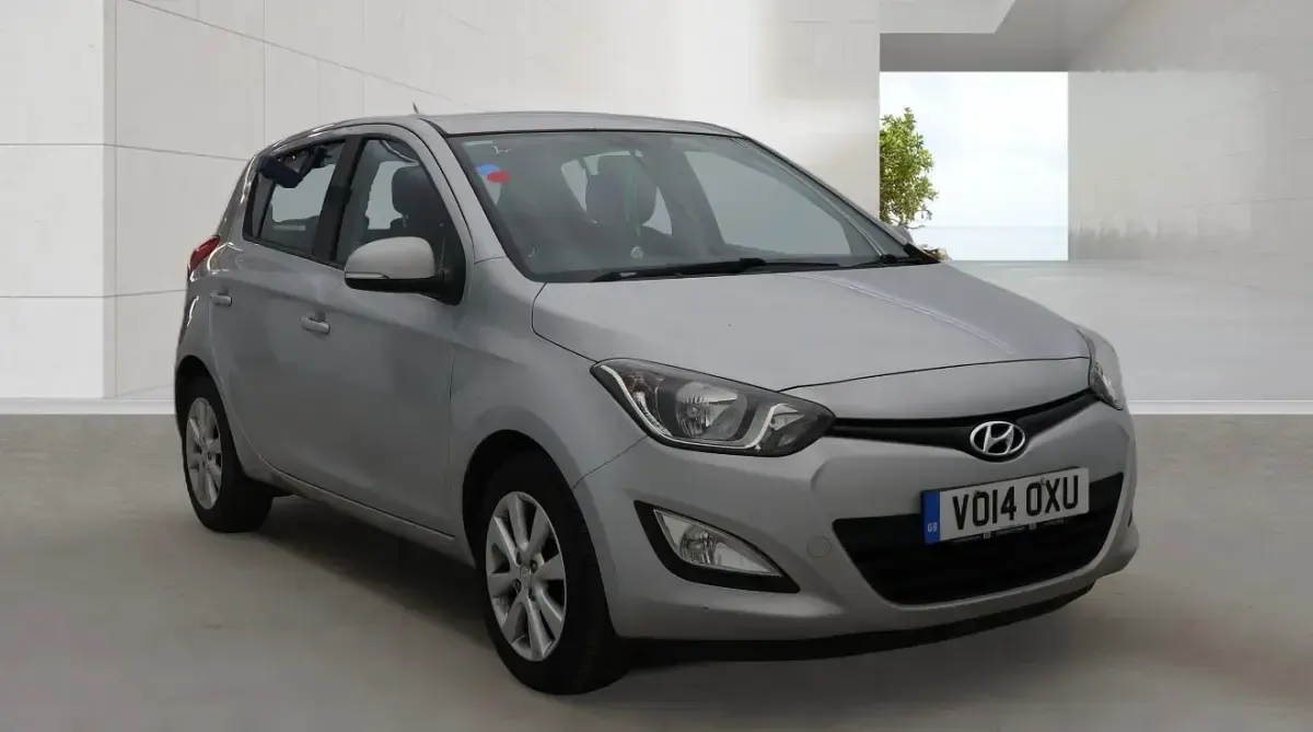 Używany Hyundai i20 Active 2014 Srebrny Hatchback