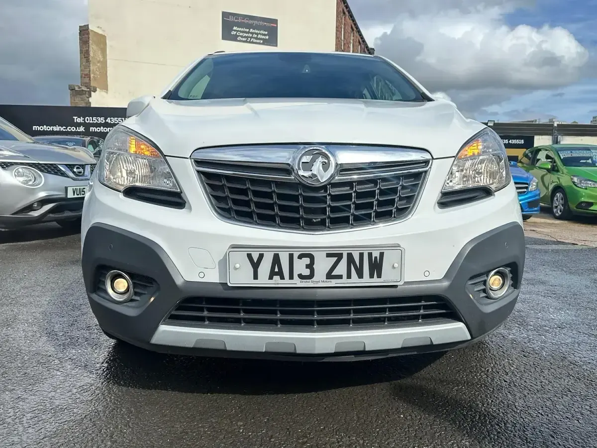 Used Vauxhall Mokka 130 HP (95 kW) 2013 White SUV