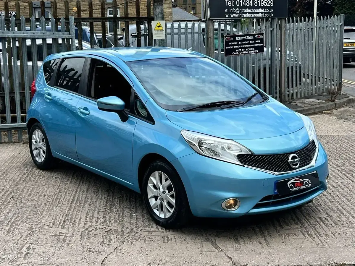 Used Nissan Note Acenta Premium 90 HP (66 kW) 2017 Blue Hatchback