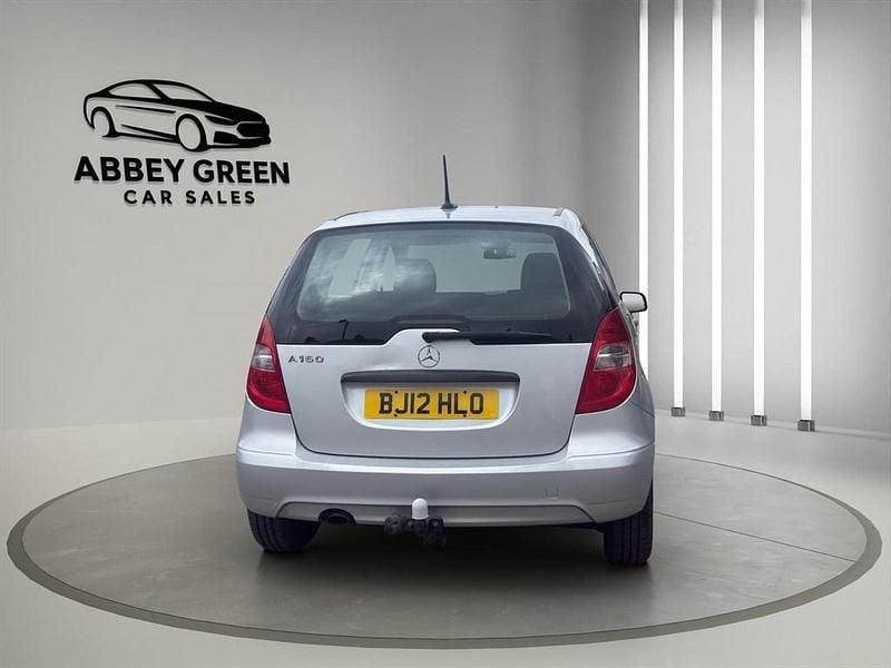 Used Mercedes A160 Classic 95 HP (69 kW) 2012 Silver Hatchback