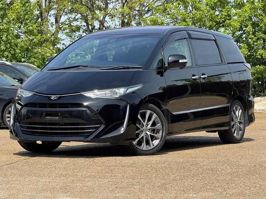 Used Toyota Estima Premium 2018 Black MPV
