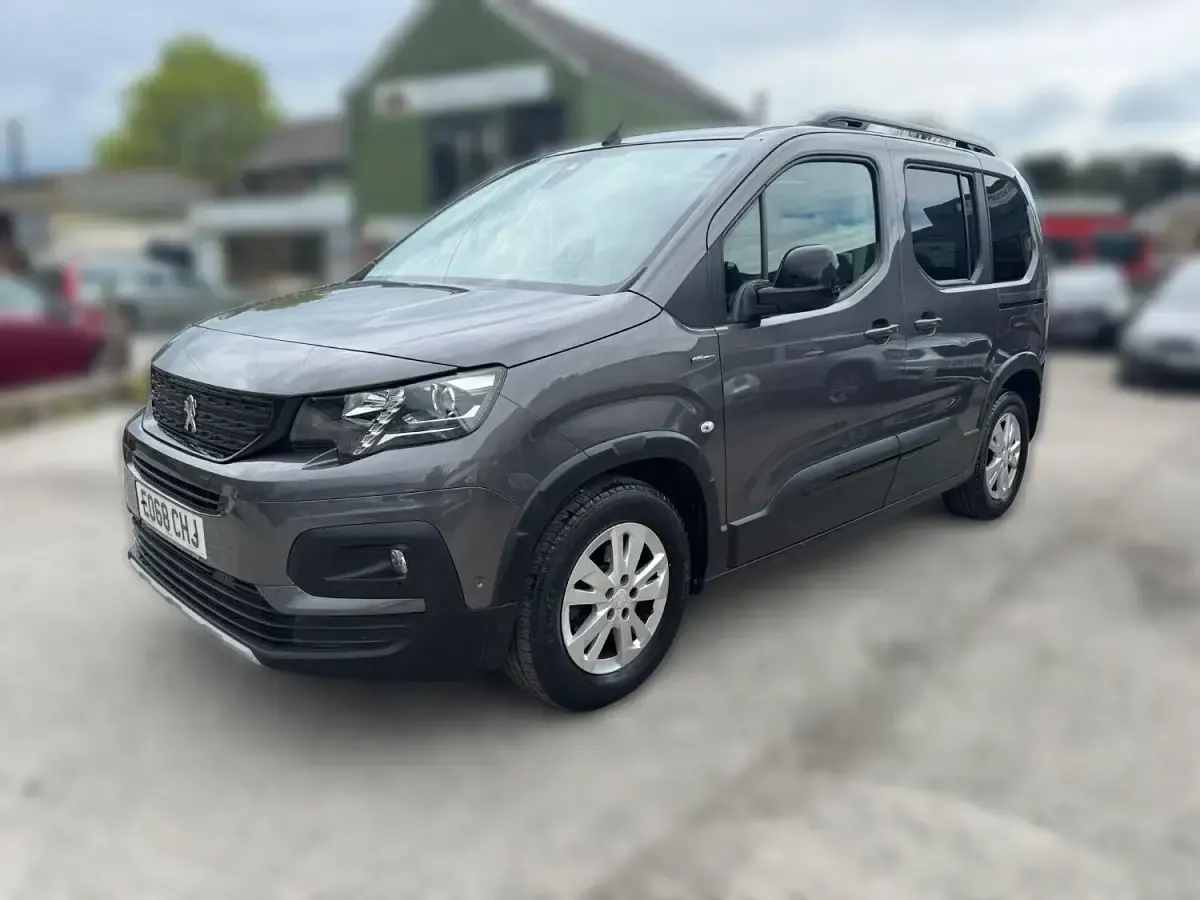 Used Peugeot Rifter GT-line 2018 Grey MPV