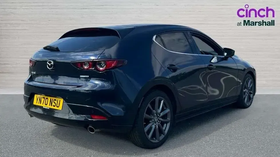 Usado Mazda 3 Inclusive 122 HP (89 kW) 2020 Azul Citadino