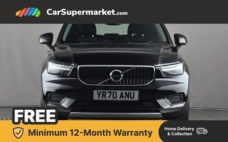 Used Volvo XC40 Momentum 163 HP (119 kW) 2020 Black SUV