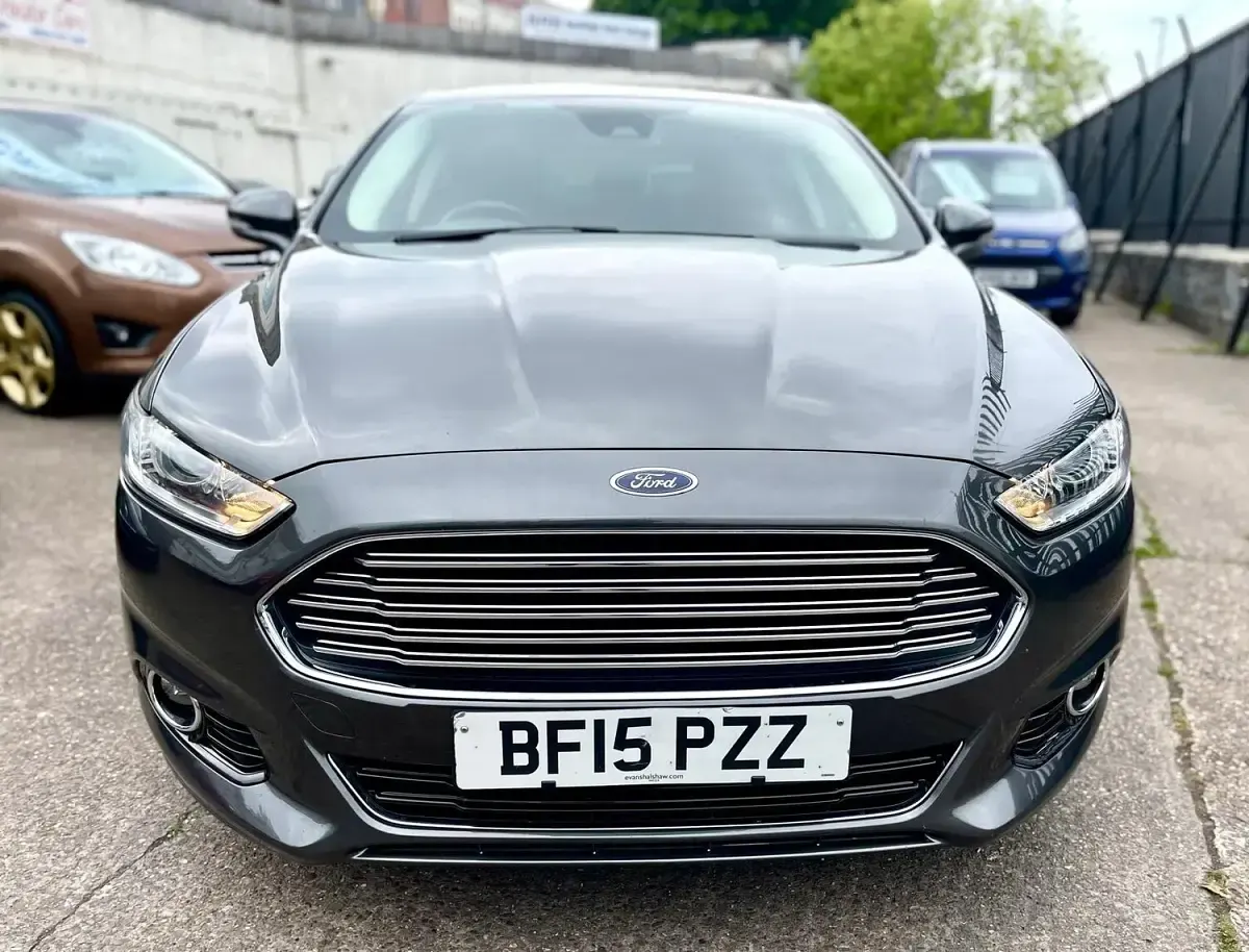 Used Ford Mondeo Titanium 150 HP (110 kW) 2015 Grey Hatchback