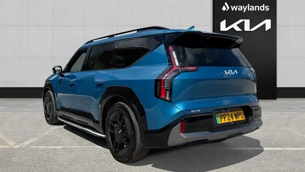 Usado Kia EV9 GT-Line S 281 kW (383 HP) 2024 Azul SUV