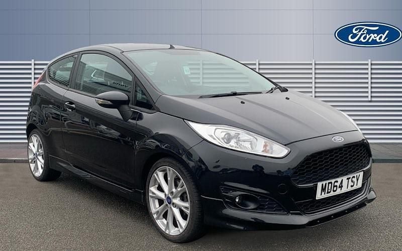 Black Used 2015 Ford Fiesta Zetec Hatchback | £5,600 (Fair price) - Image 1/4