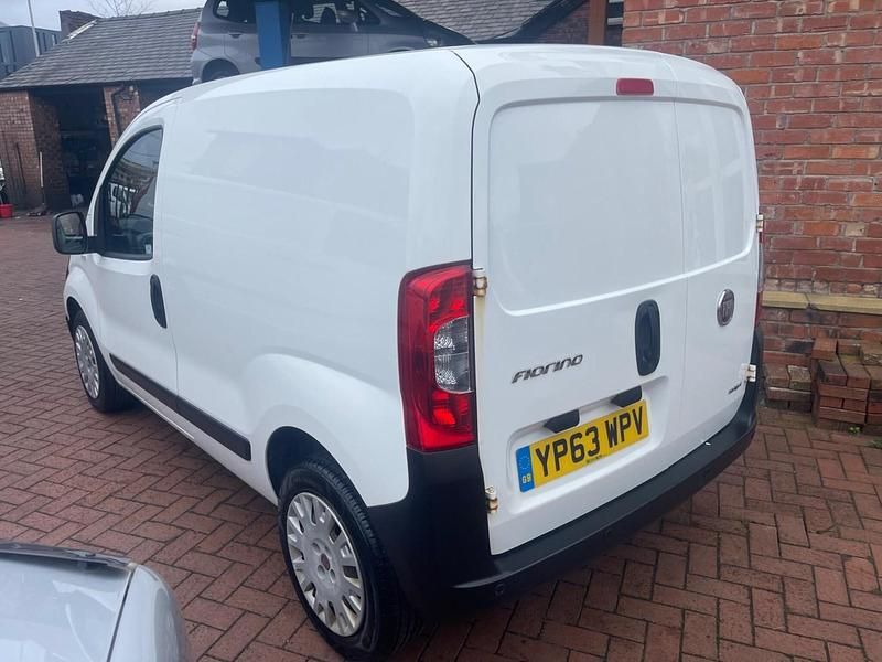 Used Fiat Fiorino 75 HP (55 kW) 2013 White MPV