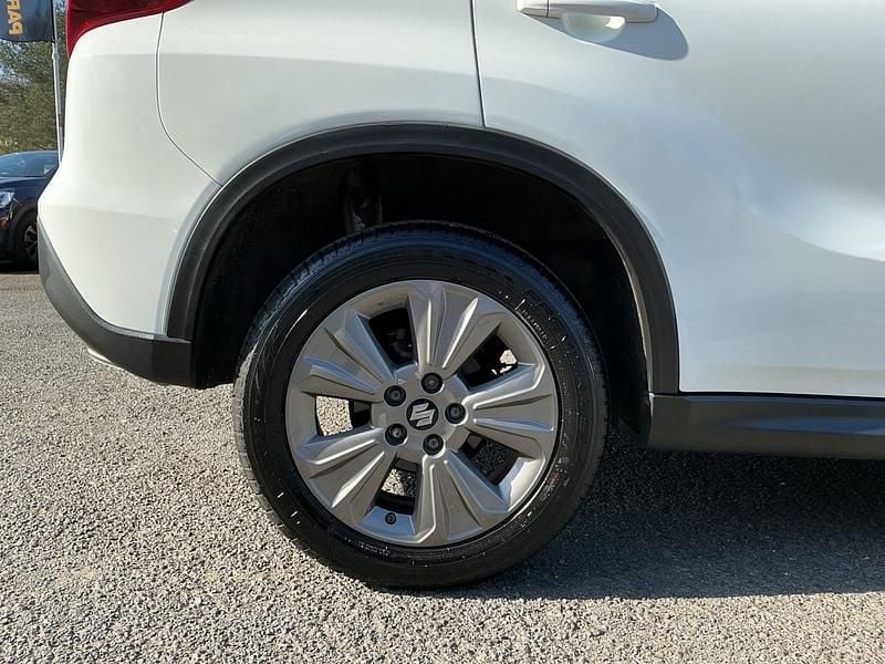 Used Suzuki Vitara SZ-T 2019 White SUV