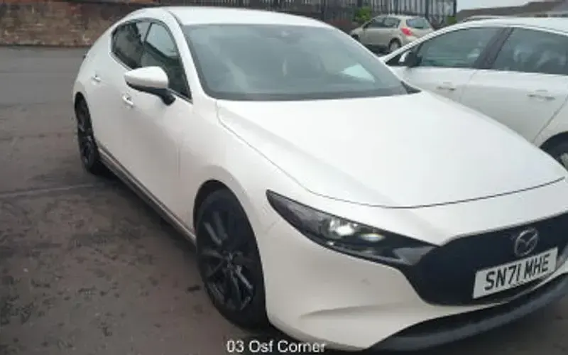 Usado Mazda 3 Inclusive 179 HP (131 kW) 2021 Citadino