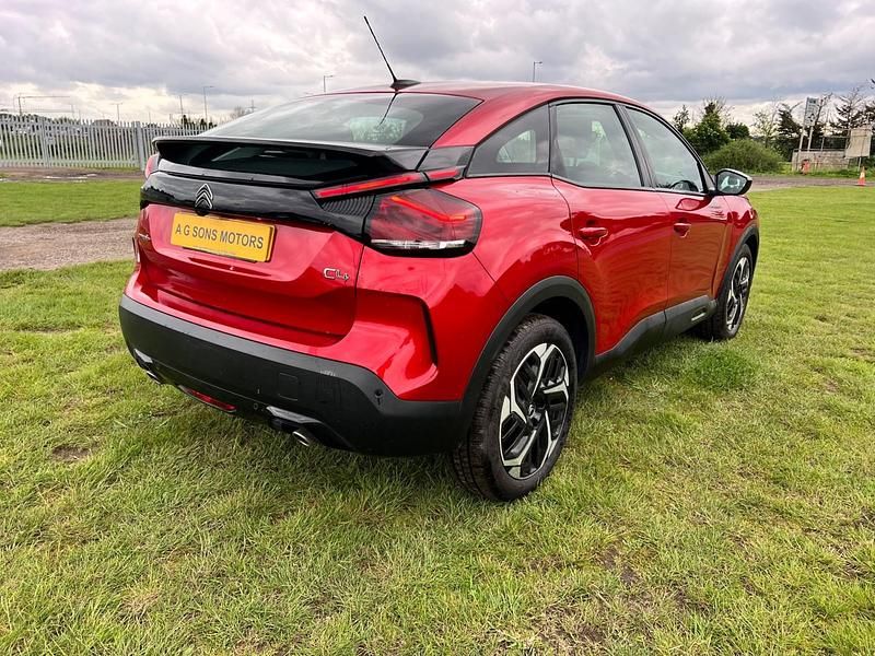 Usado Citroën C4 PureTech 2021 Rojo Utilitario