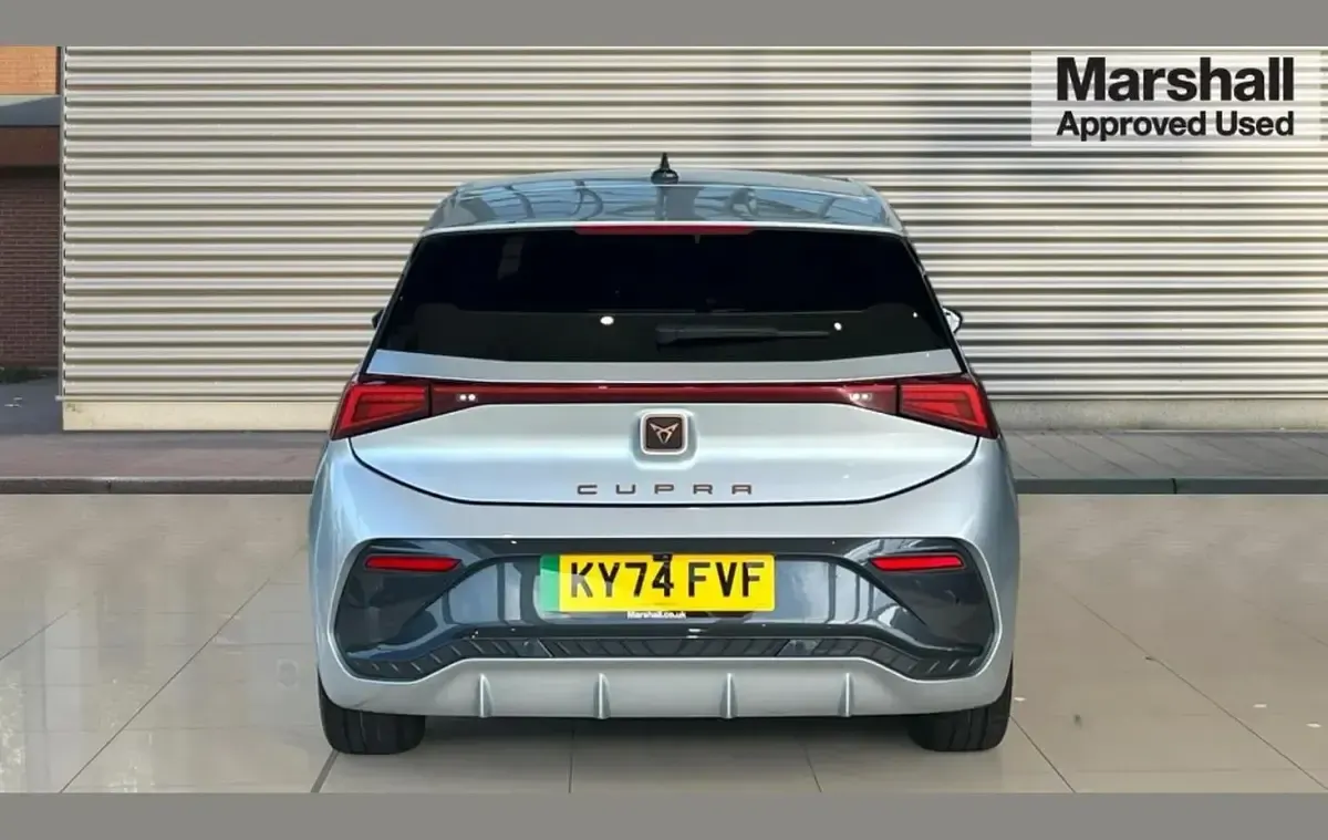 Used Cupra Born e-Boost 169 kW (230 HP) 2024 Silver Hatchback