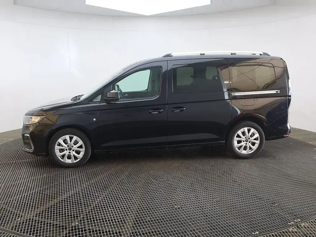 Used Ford Tourneo Connect Titanium 122 HP (89 kW) 2025 Black MPV