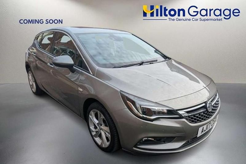 Used Vauxhall Astra SRi 150 HP (110 kW) 2017 Grey Hatchback